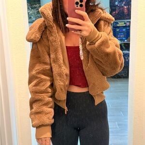 Brown Alo Yoga faux fur jacket size small